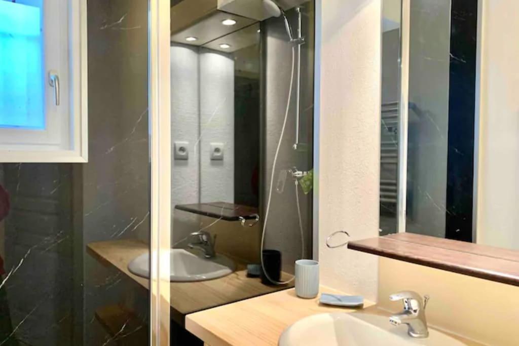 Charmant T3 Avec Vue Montagne Et Parking Privatif Font-Romeu-Odeillo-Via 외부 사진
