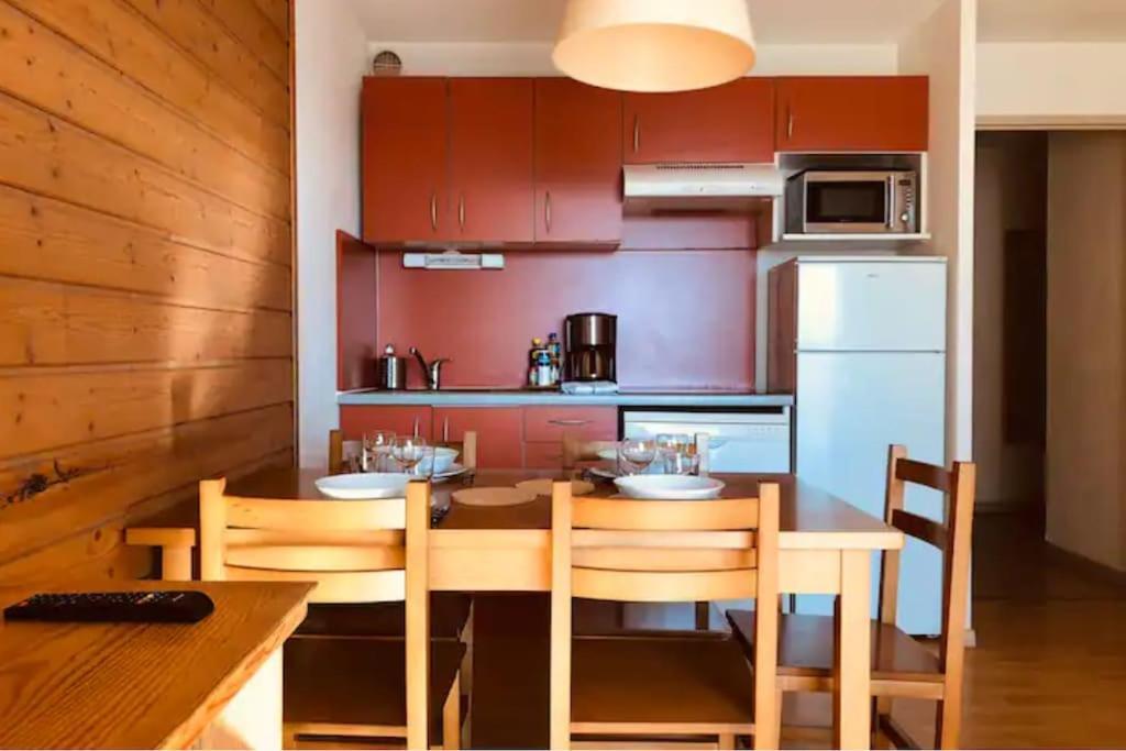 Charmant T3 Avec Vue Montagne Et Parking Privatif Font-Romeu-Odeillo-Via 외부 사진