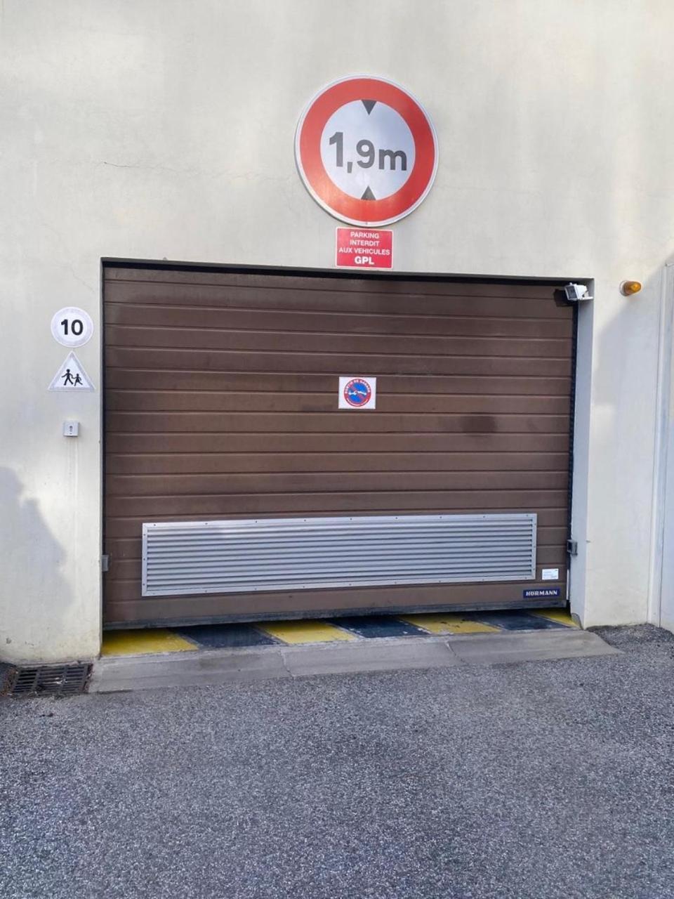 Charmant T3 Avec Vue Montagne Et Parking Privatif Font-Romeu-Odeillo-Via 외부 사진